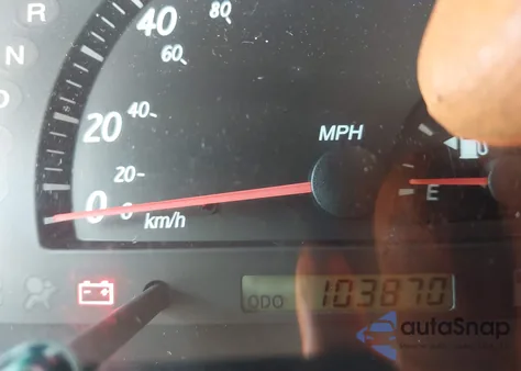 2002 Toyota Camry Le z USA, uszkodzony, nr VIN 4T1BE32K22U573578